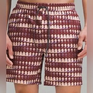 Lululemon Mens Lined Pool Short 7" Swim Trunks Island Bloom Date Brown XXL Run